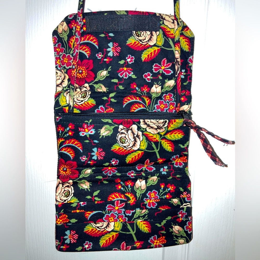Vera Bradley floral patterned cross body.